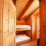 Chalet Gulas - La Punt-Chamues-ch