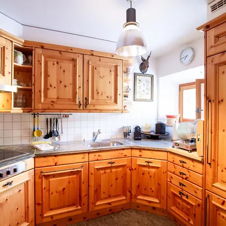 Gulas - Chalet La Punt-Chamues-ch