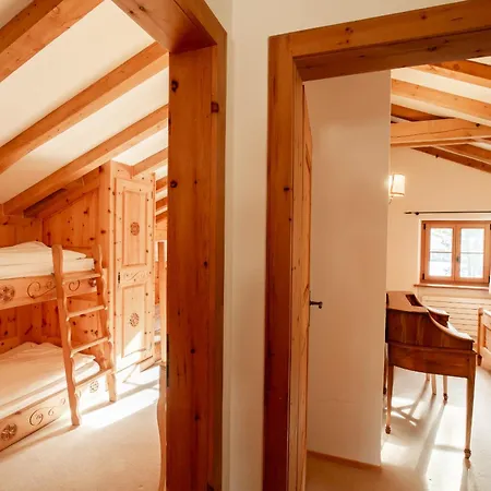 Gulas - * La Punt-Chamues-ch